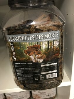 Trompettes des morts s&eacute;ch&eacute;es - gedroogd - secs